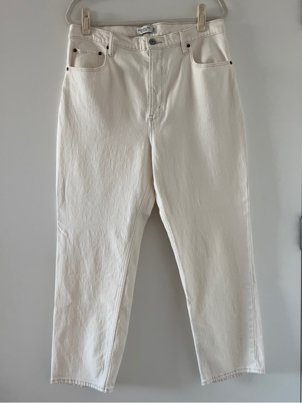 A&F Cream High-Rise Straight Cropped Jeans
